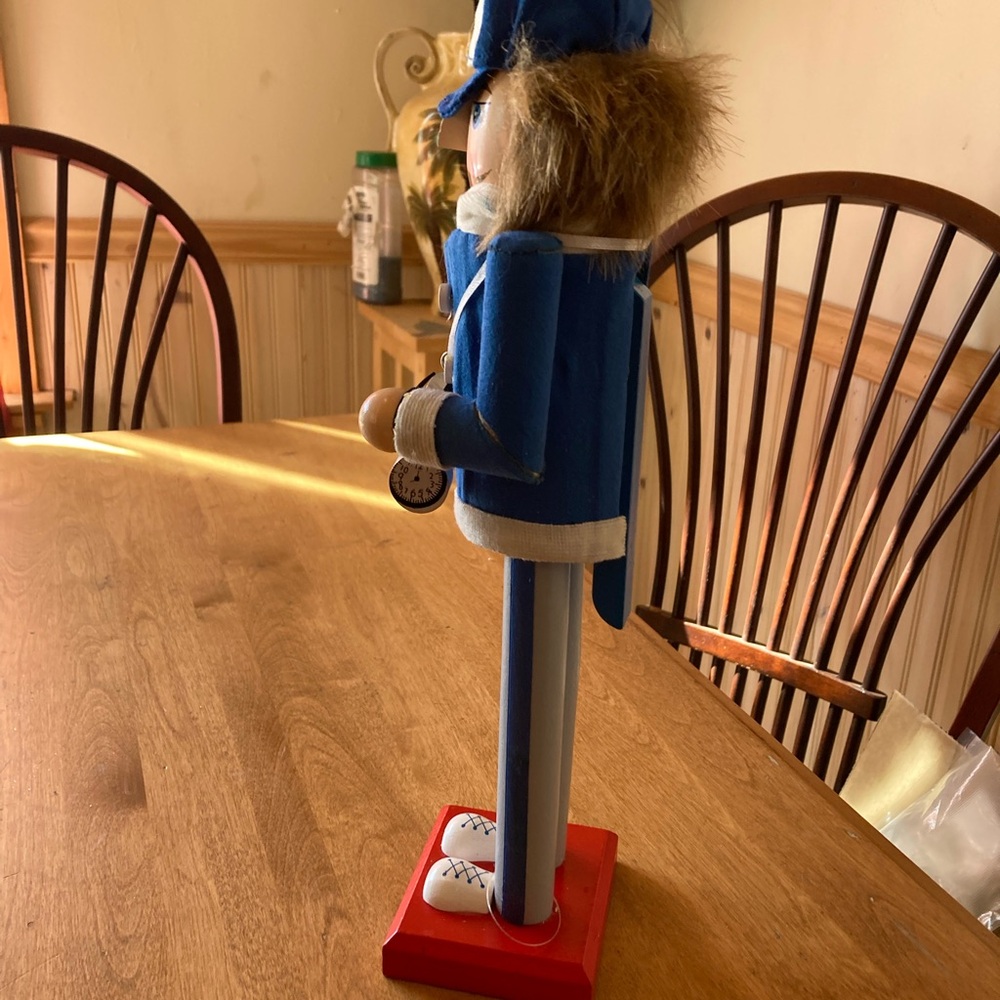Nantucket Distributing school coach nutcracker - Picture 3 of 10
